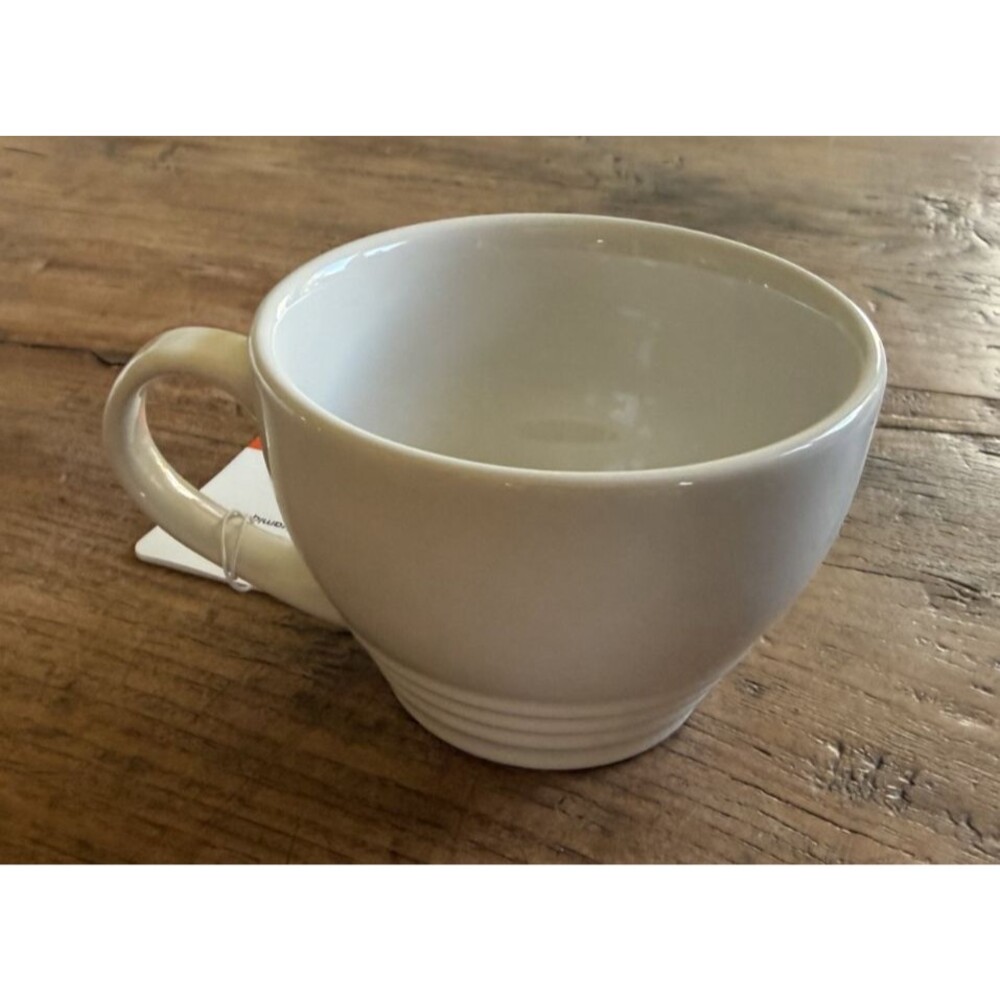 Le Creuset Stoneware Giant Cappuccino Bistro Mug 14 oz White NEW - Picture 4 of 8